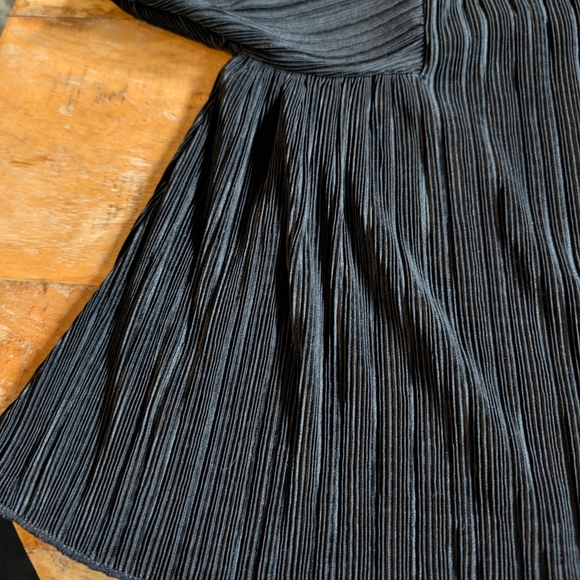 Madewell Black Pleated Blouse - Picture 2 of 6